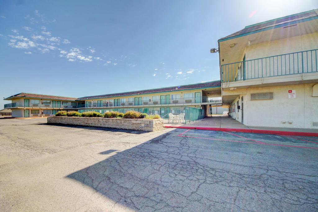 Americas Best Value Inn Stillwater Exterior foto